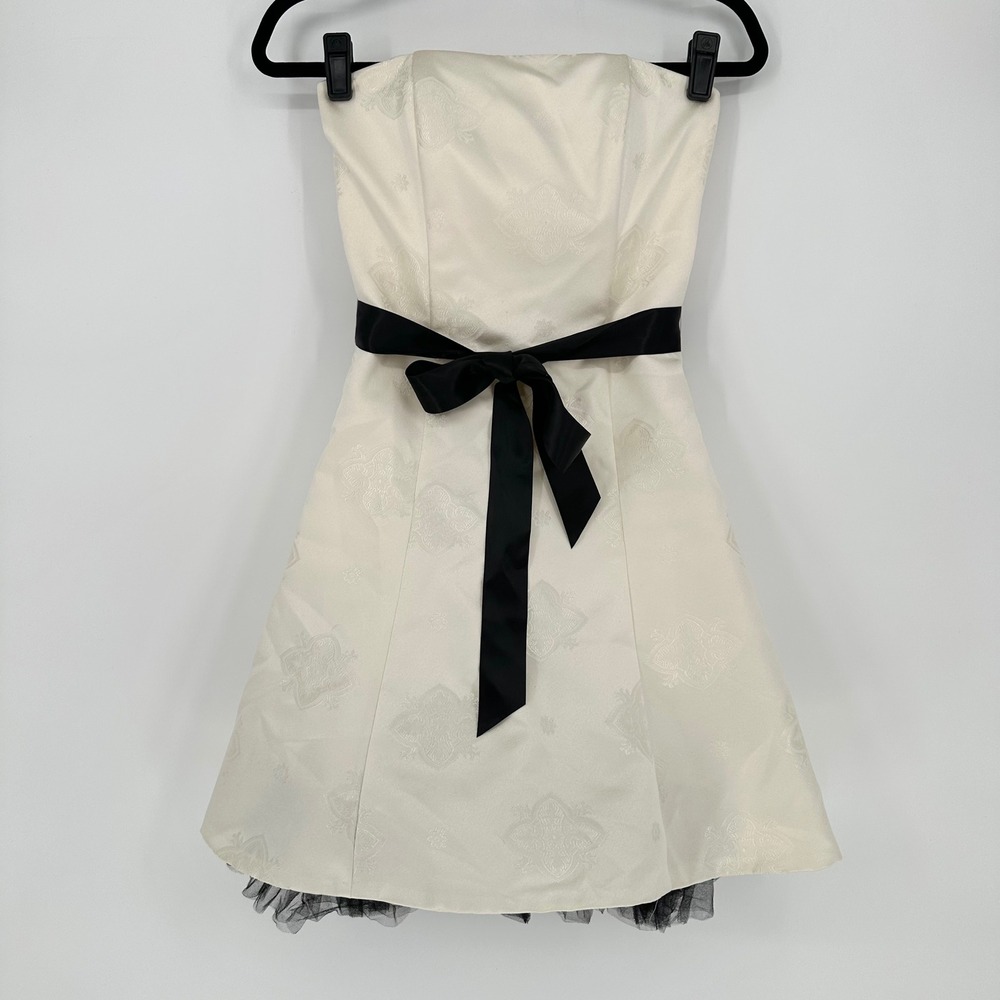 VTG Caché Ivory Satin Floral Mini A-Line Cocktail Party Dress Strapless Belted 4
